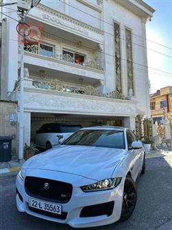 جاكوار XE